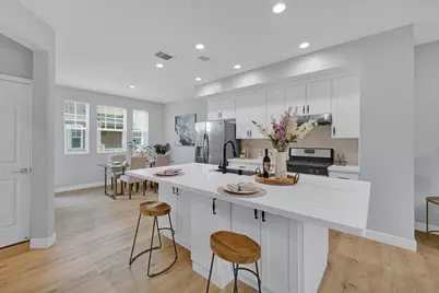 334 Circuit Way, Mountain View, CA 94043 - Photo 8