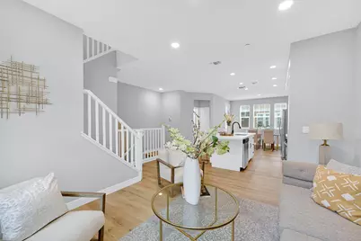 334 Circuit Way, Mountain View, CA 94043 - Photo 4