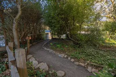 25315 Flanders Dr, Carmel, CA 93923 - Photo 26