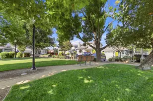 1201 Blue Parrot Ct, Gilroy, CA 95020 - Photo 40