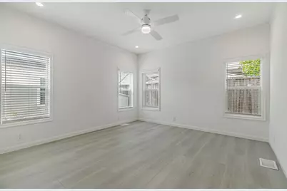 555 Umbarger Rd 131, San Jose, CA 95111 - Photo 20
