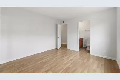 2598 Sierra Vista Ct, San Jose, CA 95116 - Photo 18