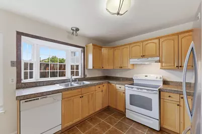2598 Sierra Vista Ct, San Jose, CA 95116 - Photo 16