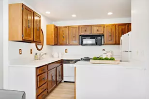 9940 Monroe Ave, Aptos, CA 95003 - Photo 10