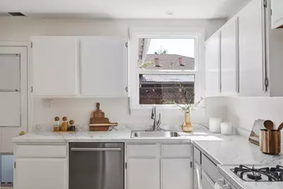 254 Nimitz Ave, Redwood City, CA 94061 - Photo 10