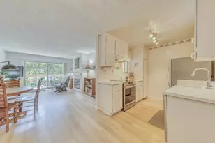1107 Golden Oaks Ln, Monterey, CA 93940 - Photo 10