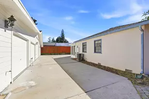 22141 Wallace Dr, Cupertino, CA 95014 - Photo 42