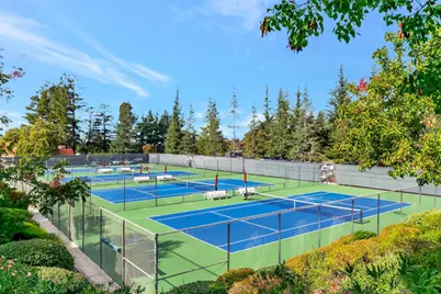 7402 Via Calzada, San Jose, CA 95135 - Photo 32