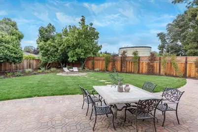 2740 Ramos Ct, Mountain View, CA 94040 - Photo 24