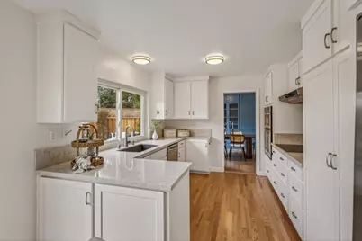 2740 Ramos Ct, Mountain View, CA 94040 - Photo 8