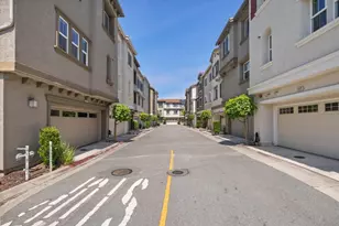 17981 Cantabria Ln, Morgan Hill, CA 95037 - Photo 28
