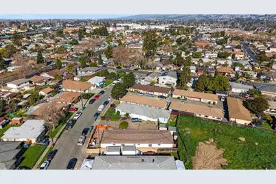 23160 Ida Ln, Hayward, CA 94541 - Photo 36