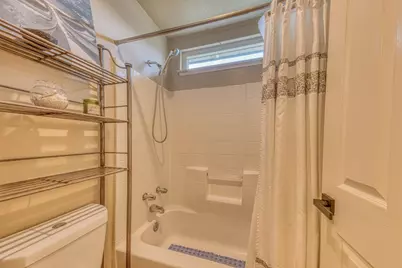 1992 Princeton Ct, Salinas, CA 93906 - Photo 44
