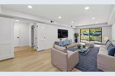 5555 Cribari Cir, San Jose, CA 95135 - Photo 8
