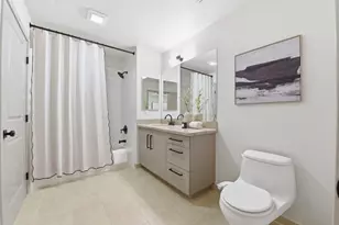 1375 Lick Ave 823, San Jose, CA 95110 - Photo 24