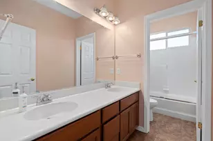 5749 Oakmont Dr, Richmond, CA 94806 - Photo 32
