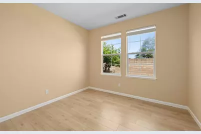 5749 Oakmont Dr, Richmond, CA 94806 - Photo 18