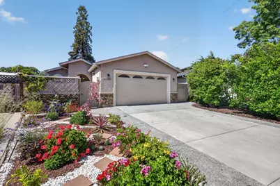 10659 Minette Dr, Cupertino, CA 95014 - Photo 32