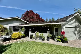 216 Montclair Rd, Los Gatos, CA 95032 - Photo 2