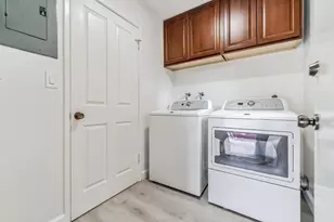 10308 Alpine Dr, Cupertino, CA 95014 - Photo 22