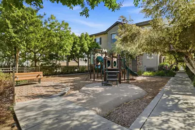 1637 Mabury Rd, San Jose, CA 95133 - Photo 40