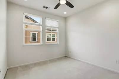 1637 Mabury Rd, San Jose, CA 95133 - Photo 32