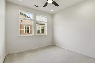 1637 Mabury Rd, San Jose, CA 95133 - Photo 32