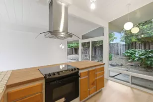 618 Sheraton Dr, Sunnyvale, CA 94087 - Photo 14