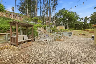 15845 Verde Dr, Salinas, CA 93907 - Photo 24