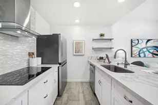 4151 El Camino Way M, Palo Alto, CA 94306 - Photo 8