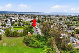 1153 30th Ave, Santa Cruz, CA 95062 - Photo 1