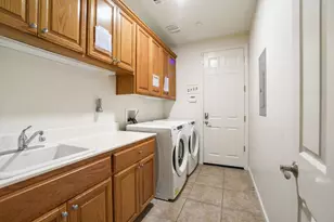 2272 Star Lilly Ct, Brentwood, CA 94513 - Photo 26