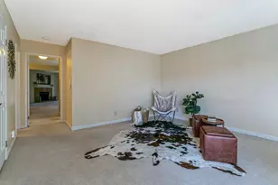 771 Williamsburg Way B, Gilroy, CA 95020 - Photo 2
