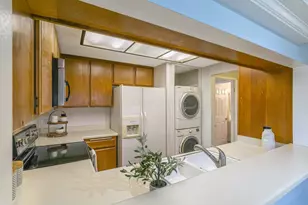 771 Williamsburg Way B, Gilroy, CA 95020 - Photo 4