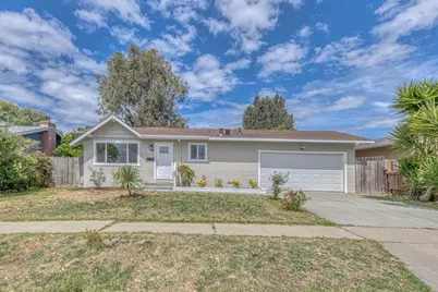 344 Pueblo Dr, Salinas, CA 93906 - Photo 1