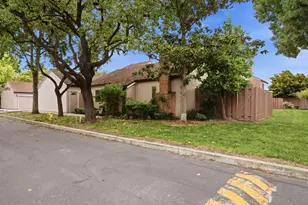 2524 Roblar Ln, Santa Clara, CA 95051 - Photo 2