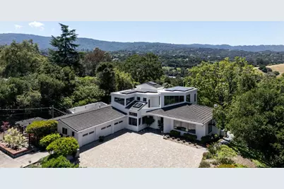 13057 La Cresta Dr, Los Altos Hills, CA 94022 - Photo 2