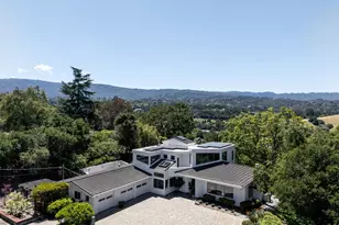 13057 La Cresta Dr, Los Altos Hills, CA 94022 - Photo 2