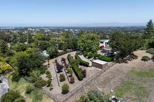 13057 La Cresta Dr, Los Altos Hills, CA 94022 - Photo 50