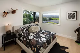 13057 La Cresta Dr, Los Altos Hills, CA 94022 - Photo 20