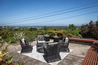 13057 La Cresta Dr, Los Altos Hills, CA 94022 - Photo 48