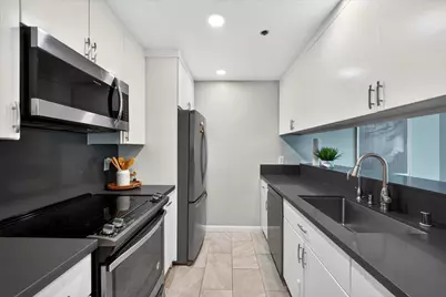 1271 Poplar 406, Sunnyvale, CA 94086 - Photo 12