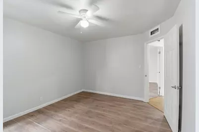 8715 E St, Oakland, CA 94621 - Photo 24