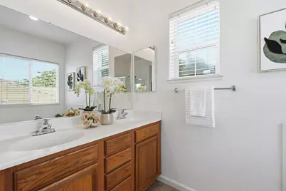 660 Bramblewood Ave, Lathrop, CA 95330 - Photo 36