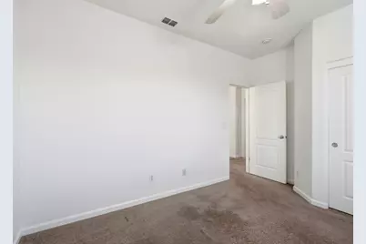 660 Bramblewood Ave, Lathrop, CA 95330 - Photo 32