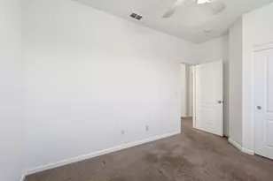 660 Bramblewood Ave, Lathrop, CA 95330 - Photo 32