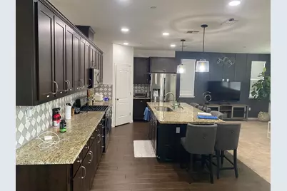 1878 Plumas Dr, Lathrop, CA 95330 - Photo 6