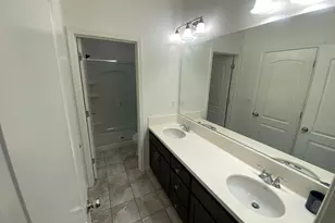 1878 Plumas Dr, Lathrop, CA 95330 - Photo 20