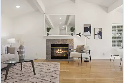 19349 Phil Ln, Cupertino, CA 95014 - Photo 10