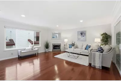 702 Winstead Ct, Sunnyvale, CA 94087 - Photo 8